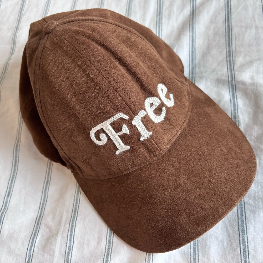 Aritzia Wilfred Free Emesa Hat